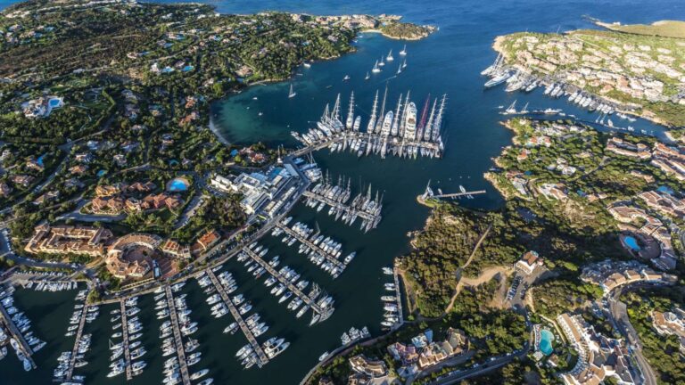 Yacht Club Costa Smeralda visto dall'alto