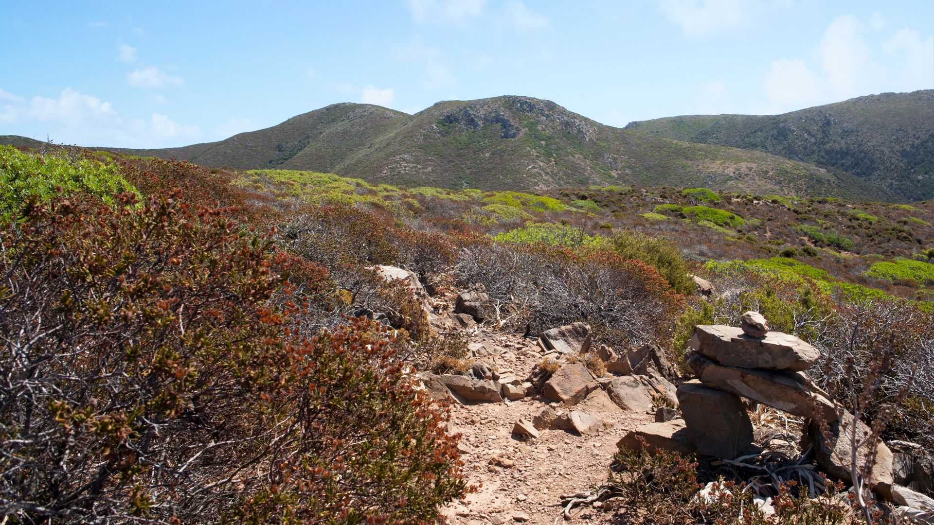 Fare trekking in Sardegna